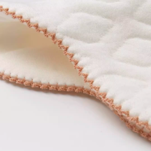 Heart Pattern Air Layer 360° Drool Bib - Natural Baby Clothing丨Pure, organic, dye-free care, cozy and gentle for babies