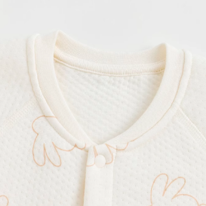 Rabbit Print Air Layer Stand Collar Full Front-Opening Romper