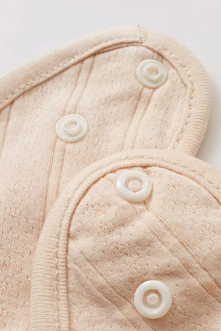 Infant Triangle Bib with Absorbent and Adjustable Design - Natural Baby Clothing丨Pure, organic, dye-free care, cozy and gentle for babies