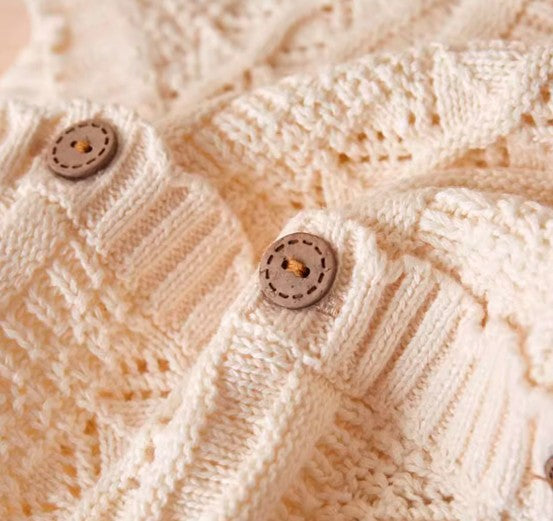 Knit Frilled Vest with Frilled Edges for Baby - Natural Baby Clothing丨Pure, organic, dye-free care, cozy and gentle for babies