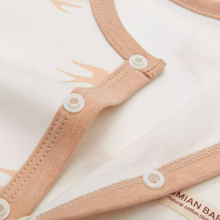 Front-Opening Snap Button Triangle Romper for Babies with Adjustable Fit for All Seasons - Natural Baby Clothing丨Pure, organic, dye-free care, cozy and gentle for babies