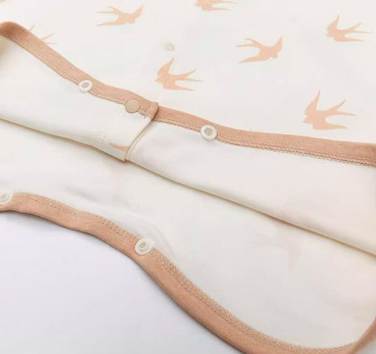 Baby Long-Sleeved Front-Opening Robe with Comfort and Warmth - Natural Baby Clothing丨Pure, organic, dye-free care, cozy and gentle for babies