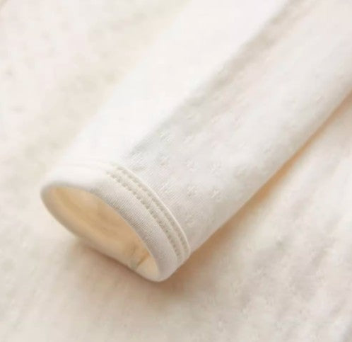 Cotton Natural Color Long-Sleeved Triangle Romper with Tie-Straps - Natural Baby Clothing丨Pure, organic, dye-free care, cozy and gentle for babies