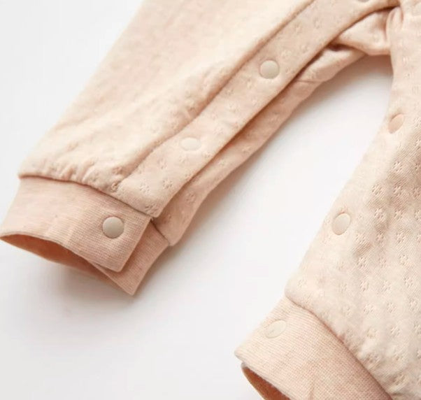 Baby Long-Sleeved Snap Onesie for Comfort and Convenience Soft Cotton - Natural Baby Clothing丨Pure, organic, dye-free care, cozy and gentle for babies