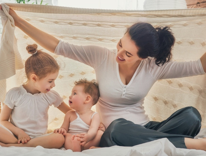 <h2>Hot Sale<br/>Fresh Arrivals with Special Discounts</h2>